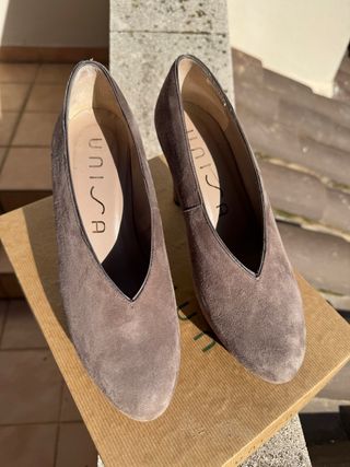 Zapatos UNISA ante marrón mujer