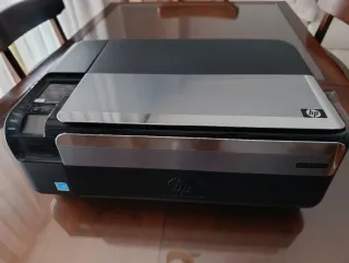 Impresora HP Wifi Color con Scanner