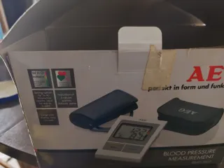 Macchina Pressione Sanguigna AEG