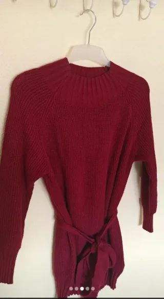 Jersey largo burdeos con cinturón