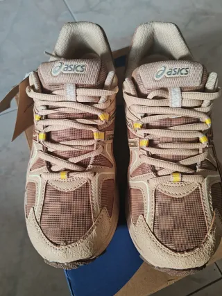 Asics Gel Kahana 8 Marrone/Beige Tg 39