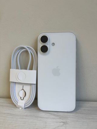 iPhone 16