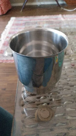 Mini cubitera de metal plateada