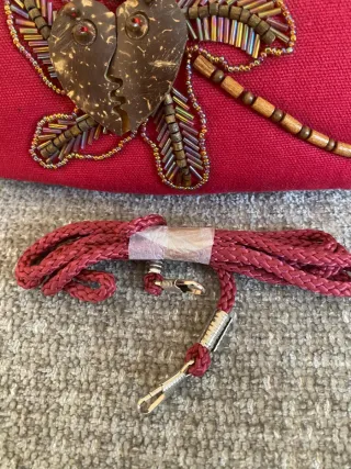 Bolso Burdeos con Flores Marrones