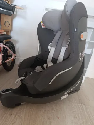 Silla de coche marca GB hasta 18kg Isofix