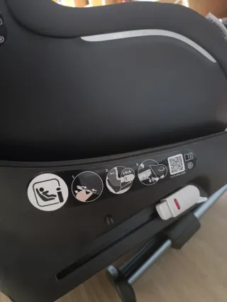 Silla de coche marca GB hasta 18kg Isofix