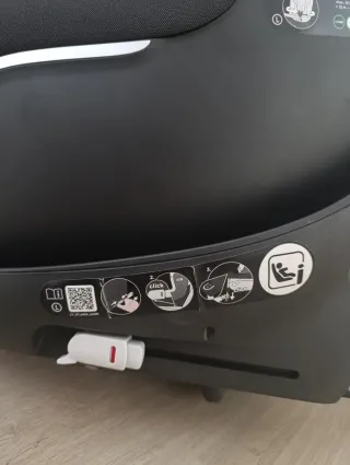 Silla de coche marca GB hasta 18kg Isofix