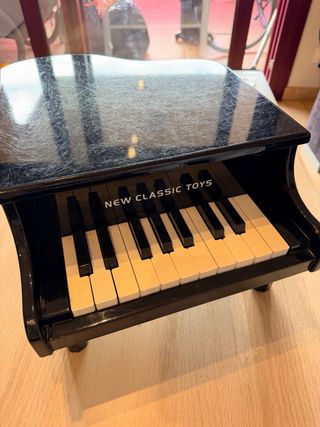 Piano Toy