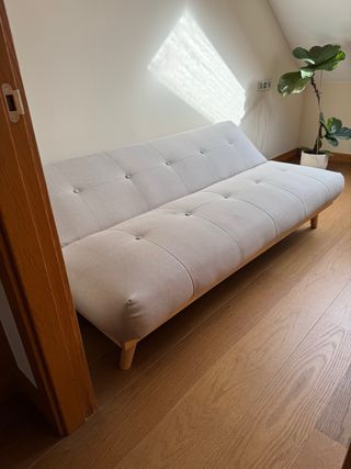 Sofá Cama marca Sklum modelo Juhli en Beige
