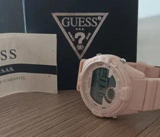 Reloj Guess Digital Rosa