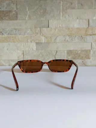 Occhiali da sole tartarugati