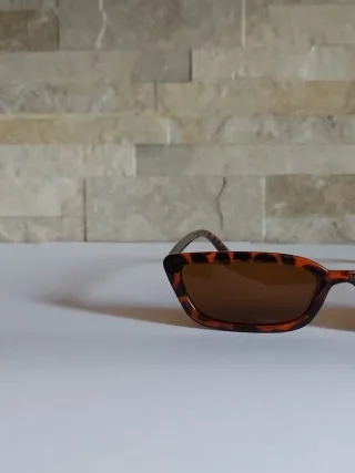 Occhiali da sole tartarugati