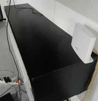 Mueble TV Negro y Blanco