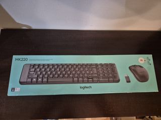 Teclado y Ratón Inalámbricos Logitech MK220