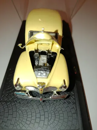 Road Signature 1941 Plymouth