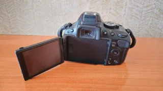 Cámara Nikon D5100 + Lente 50mm