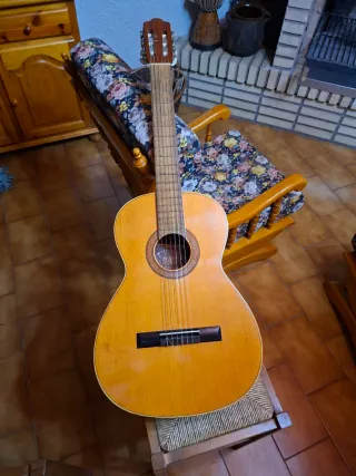 Guitarra Clásica Madera Natural