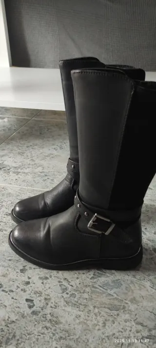 Botas niña negras