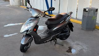 Kymco G5 2010 Scooter 43 mil km
