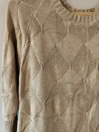 Vestido beige con encaje