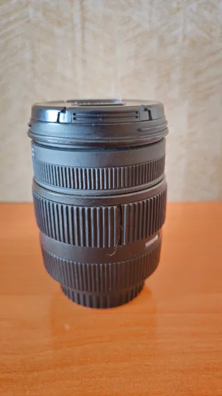 Objetivo Sigma 18-50mm Canon