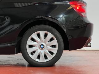 BMW Serie 1 114i Essential Edition