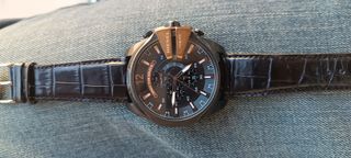 Reloj Diesel Negro y Dorado