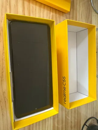 Realme C55 Sin Cargador (se rompió)