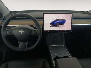 Tesla Model Y RWD