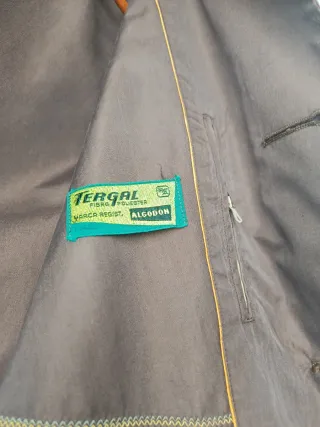 Gabardina marrón hombre