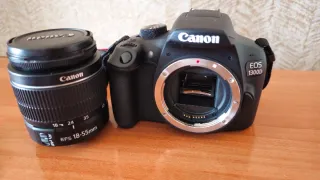 Cámara Canon EOS 1300D + Accesorios