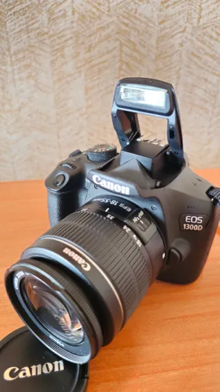 Cámara Canon EOS 1300D + Accesorios