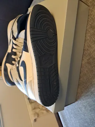 Air Jordan 1 Mid Taglia 38.5