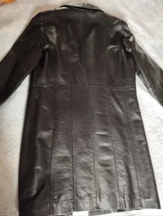 Chaquetón de piel negro mujer