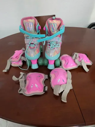 Patines niña rosas y turquesa + protecciones