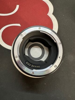 Adaptador electrónico URTH de Sony E a Canon EF