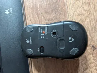 Teclado y Ratón Inalámbricos Logitech K520