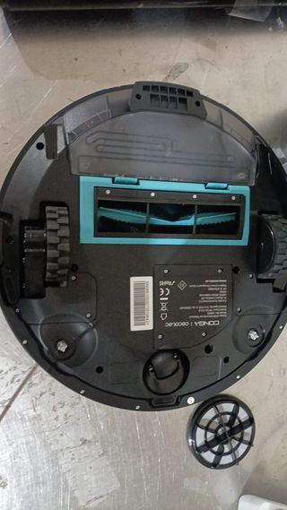 - Cecotec Robot Aspirador con Base Autovaciado C