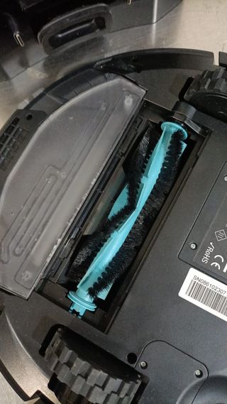 - Cecotec Robot Aspirador con Base Autovaciado C