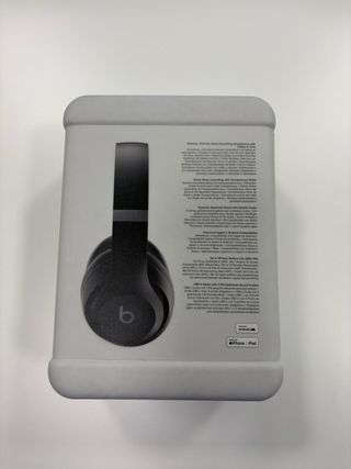 Beats Studio Pro Negros