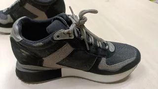 Deportivas Gioseppo negras y grises