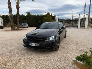 Mercedes-Benz C coupe amg black edicion 250cdi