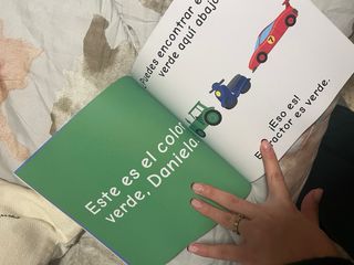 Aprende los colores con Daniela