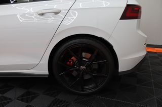 Volkswagen Golf GTI CLUBSPORT 300CV 2023