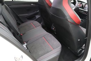 Volkswagen Golf GTI CLUBSPORT 300CV 2023