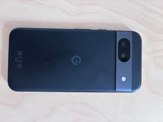 Google Pixel 8a 128GB Negro - Pantalla Rota -Libre