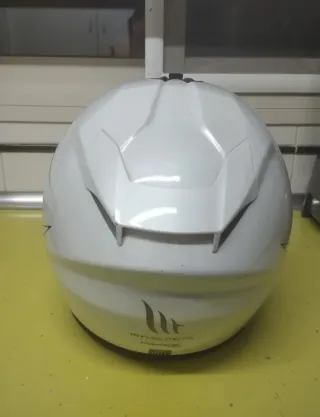 Casco MT Talla XL Nuevo