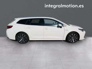 Toyota Corolla 2.0 180H STYLE E-CVT TOURING SPORT