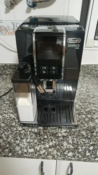 Cafetera Delonghi Dinamica Plus