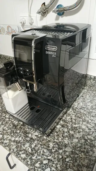 Cafetera Delonghi Dinamica Plus
